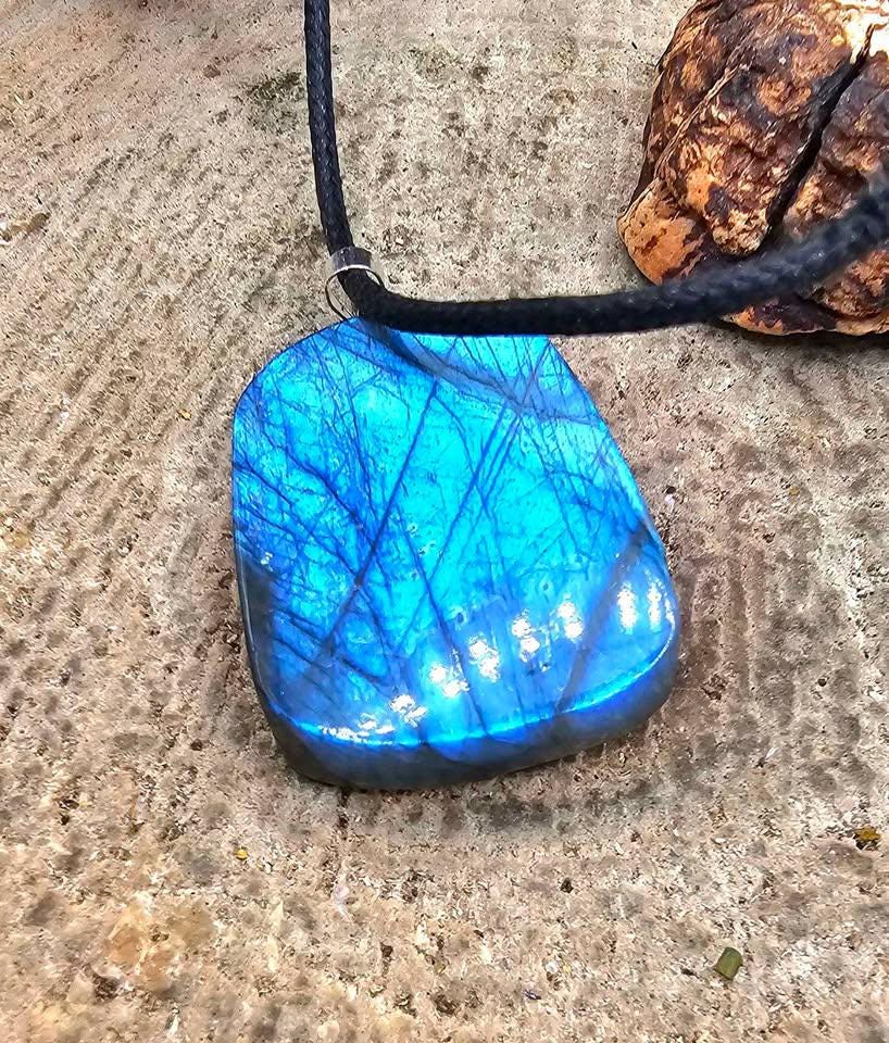 Nature Labradorite Lucky Cat On Carp Pendant Necklace