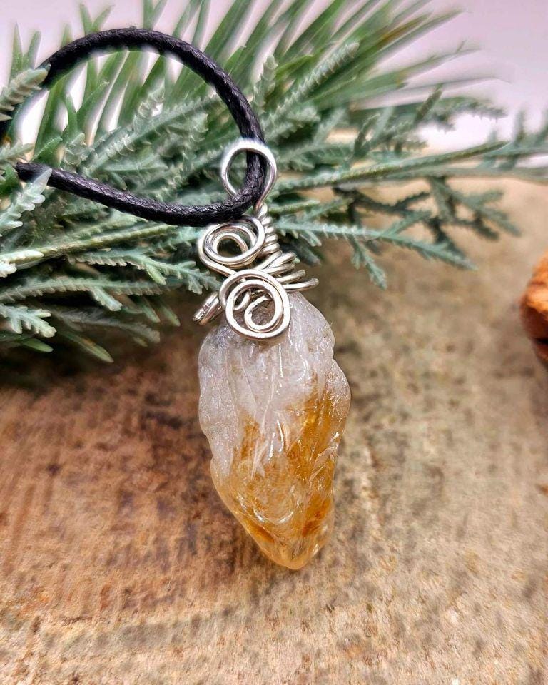 Beautiful Nature Yellow Citrine Polished Tooth Pendant Necklace