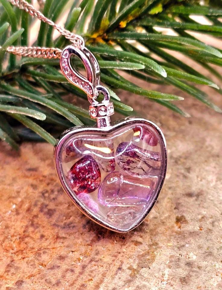 Nature Super Seven Floating Crystals Pendant Necklace