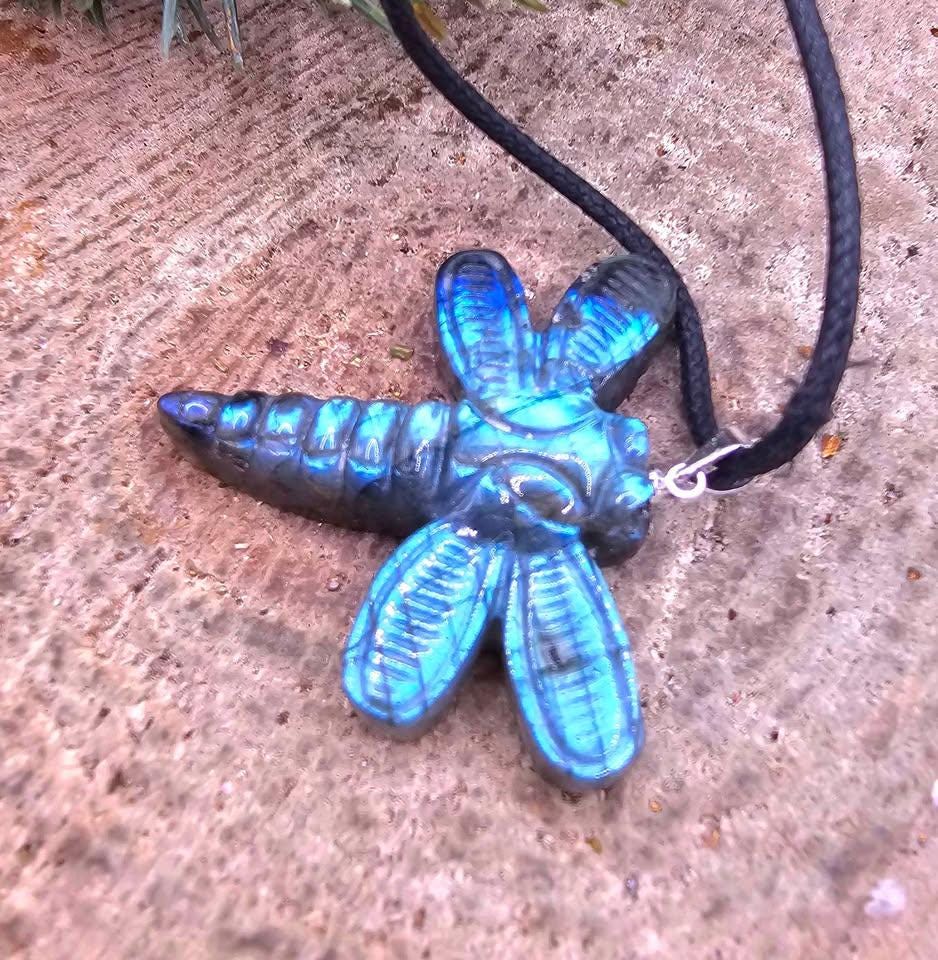 Nature Labradorite Carved Flashy Dragonfly Pendant Necklace