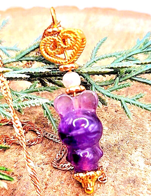 Beautiful Nature Amethyst Hand Carved Sleeping Rabbit Gold Accent Pendant Necklace