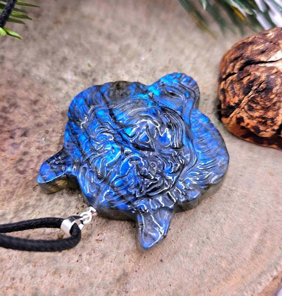 Nature Labradorite Flashy Powerful Tiger Pendant Necklace