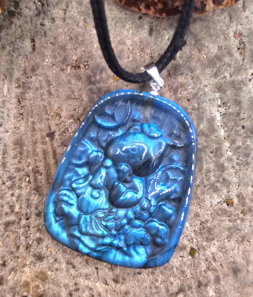 Nature Labradorite Lucky Cat On Carp Pendant Necklace