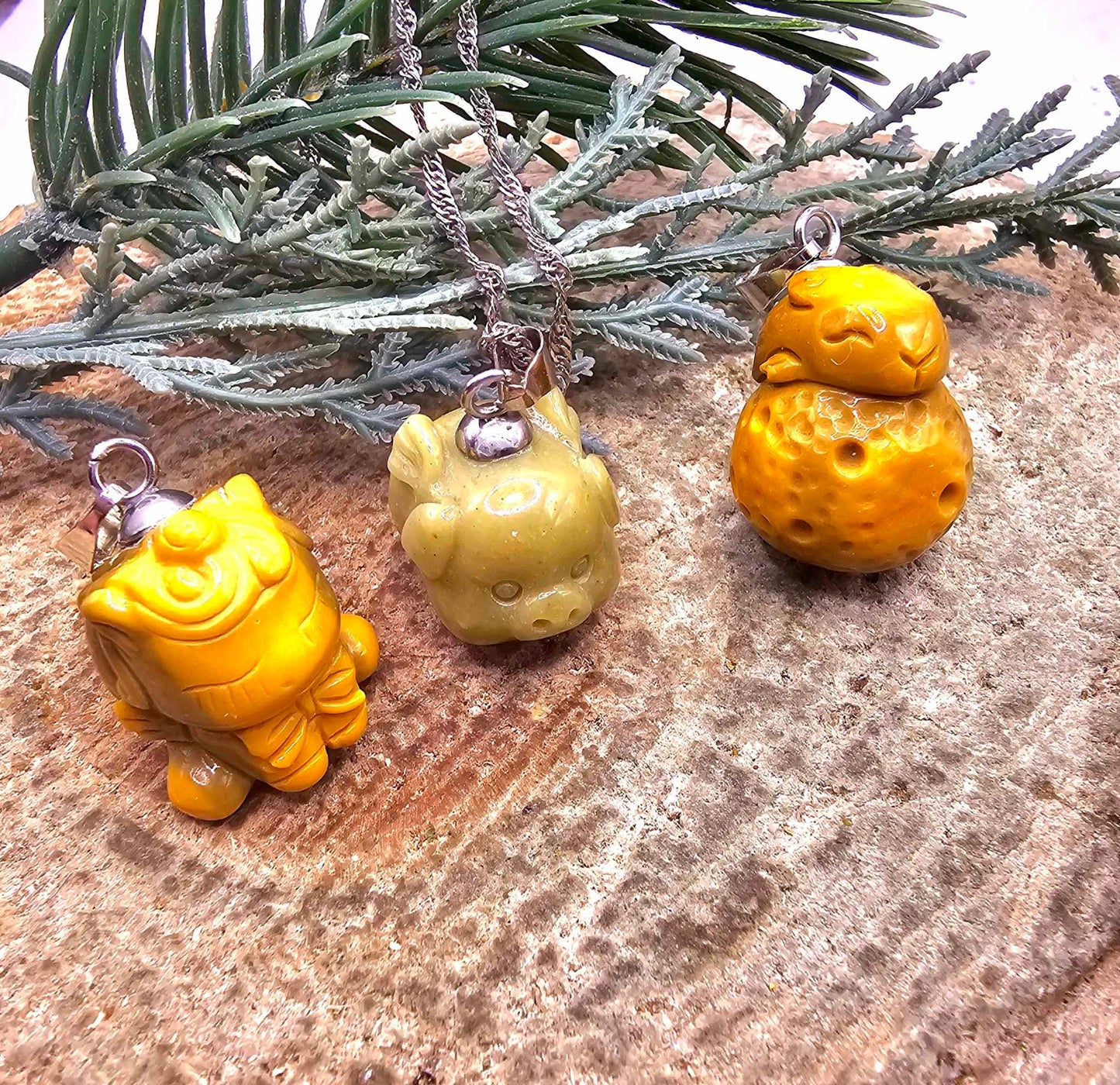 Nature Alashan Agate Cute Animals Pendant Necklace
