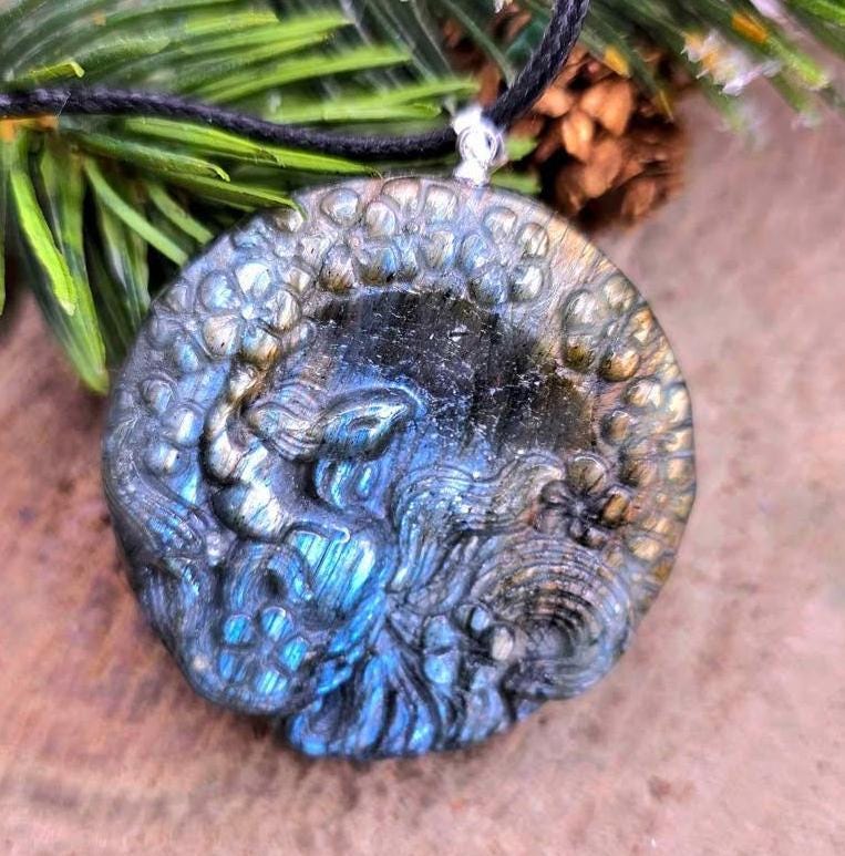 Nature Labradorite Flashy Nine Tails Fox Pendant Necklace