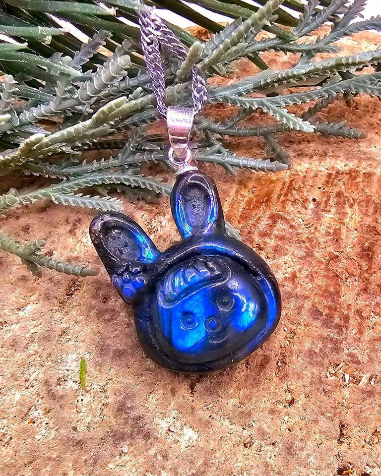 Nature Labradorite Carved Flashy Cute Rabbit Girl Pendant Necklace