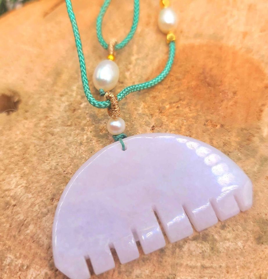 Beautiful Certified Nature Jade Hand Carved Comb Pendant With Pearl Adjustable Necklace