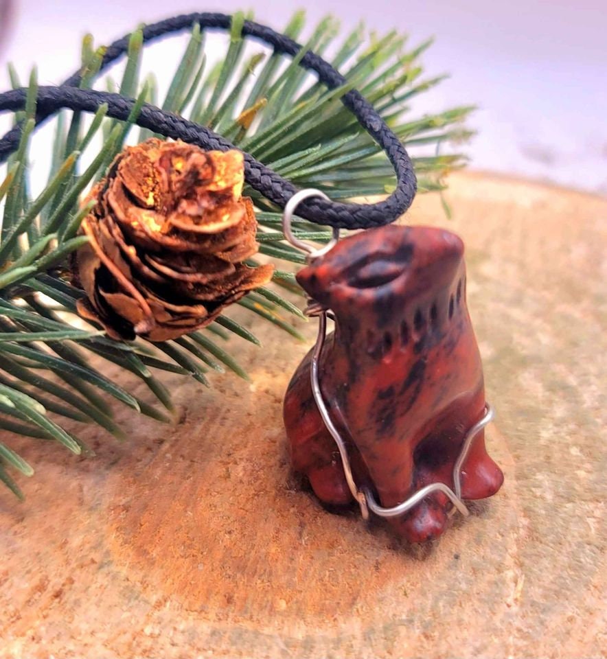 Nature Mahogany Obsidian Hand Carved Wolf Pendant Necklace