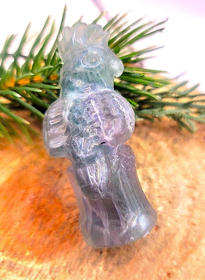 Beautiful Nature Rainbow Fluorite Hand Carved Woodpecker On Tree Stump Figure