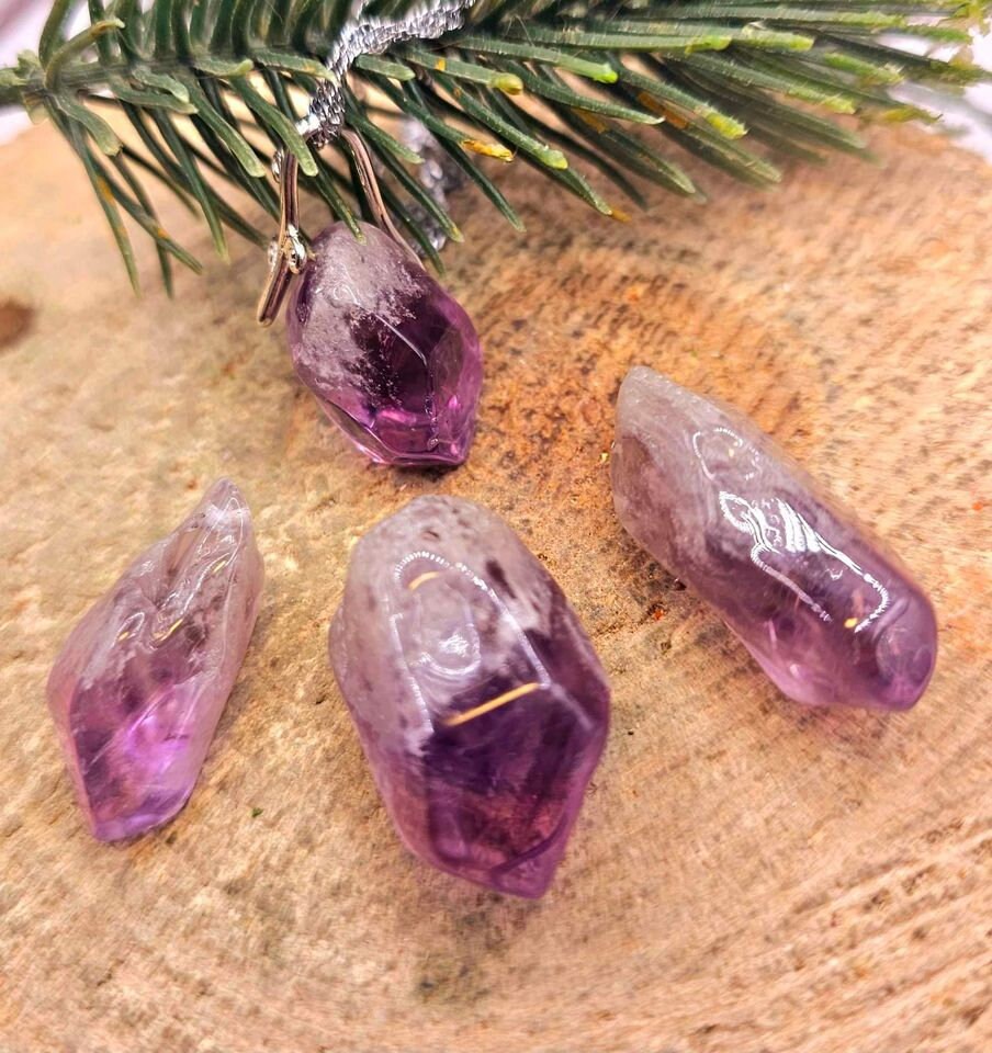 Nature Lavender Amethyst Polished Point Pendant Necklace