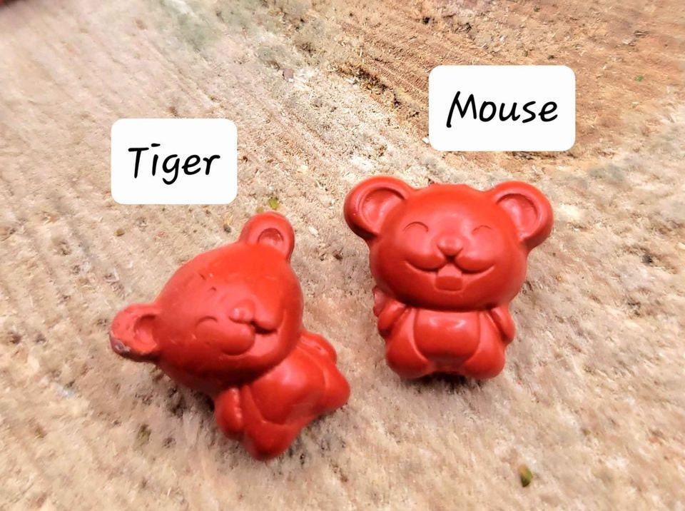 Unique Nature Red cinnabar Carved Chinese Zodiacs Pendant Necklace