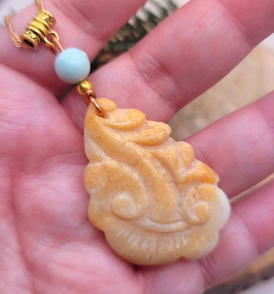 Beautiful Nature Orange Quartz Hand Carved RuiYi & Rainbow Stone Pendant Necklace