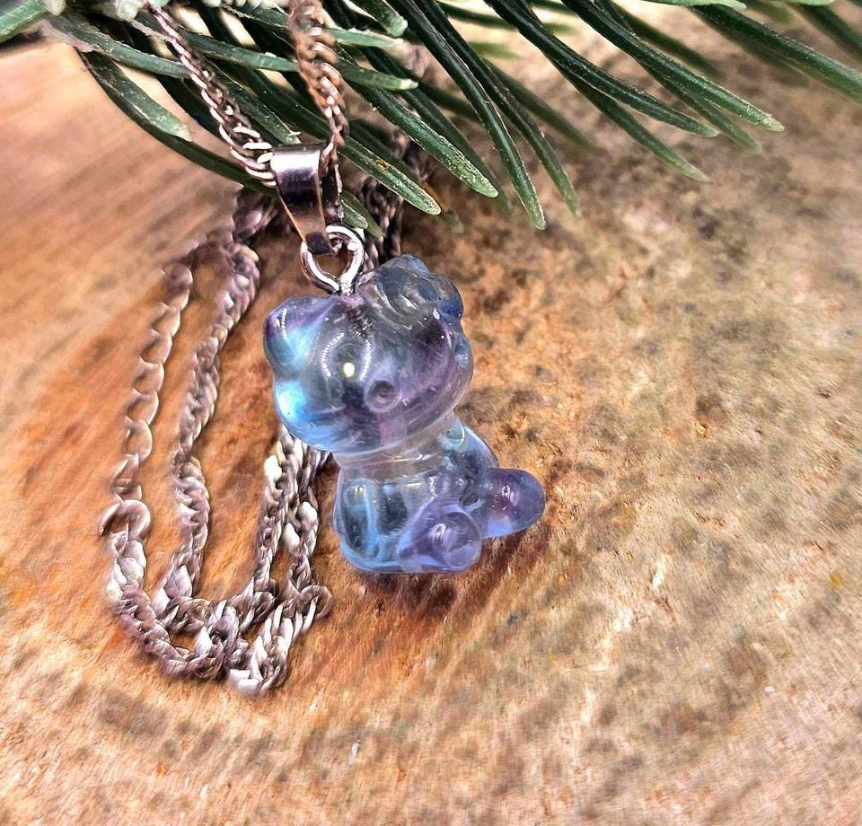 Nature Fluorite Carved Sitting Kitty Wire Heart Pendant Necklace