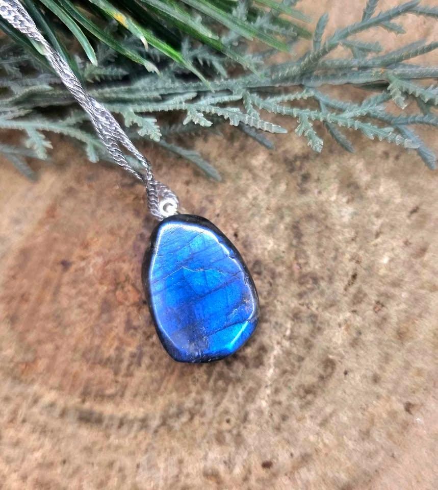 Nature Labradorite Carved Flashy Praying Mermaid Pendant Necklace