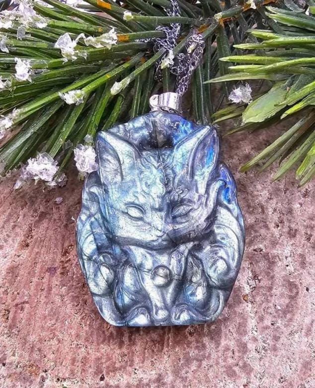 Nature Labradorite Carved Flashy Nine Tail Fox Pendant Necklace