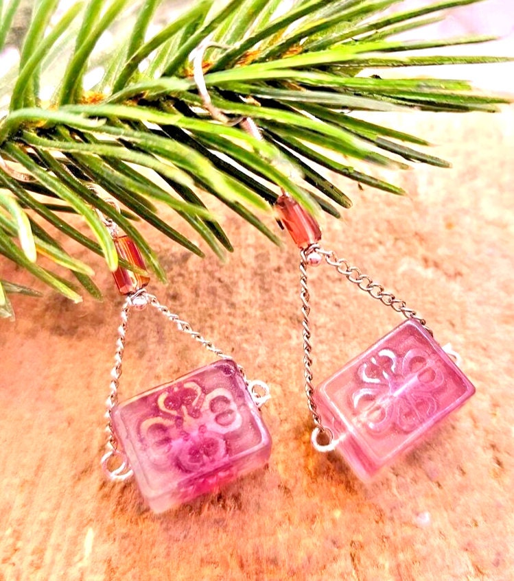 Unique Nature Rainbow Fluorite Blessing Fret Symbols Block S925 Dangle Earring