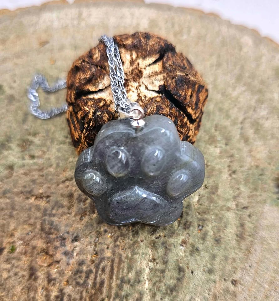 Nature Labradorite Flashy Cat Paw Pendant Necklace
