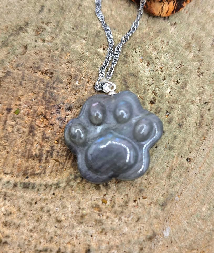 Nature Labradorite Flashy Cat Paw Pendant Necklace