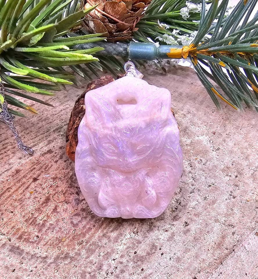 Nature Moonstone Carved Nine Tails Fox Pendant Necklace