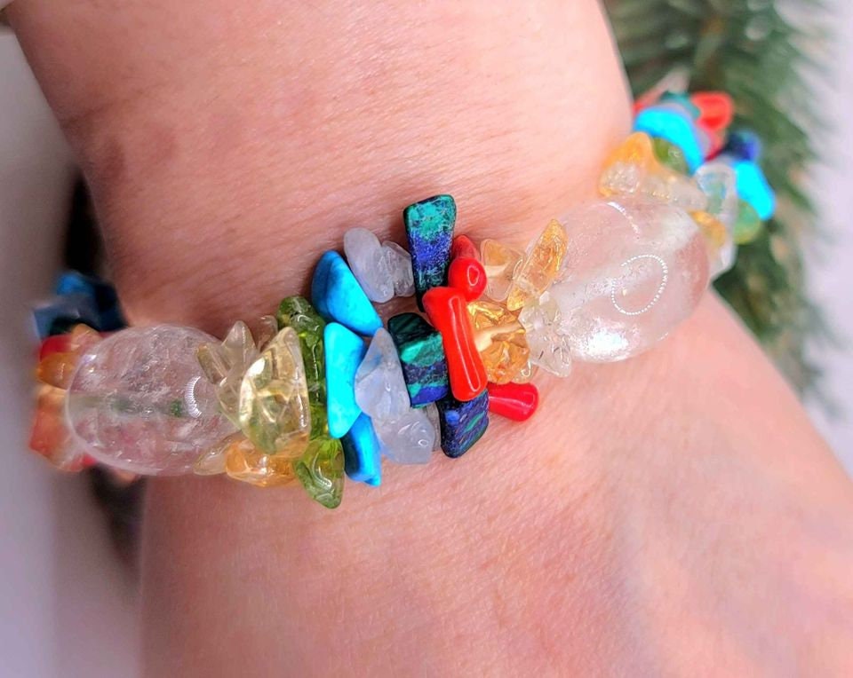 Unique Nature Clear Oval Crystal Triple Strand Mixed Crystal Chips Bracelet