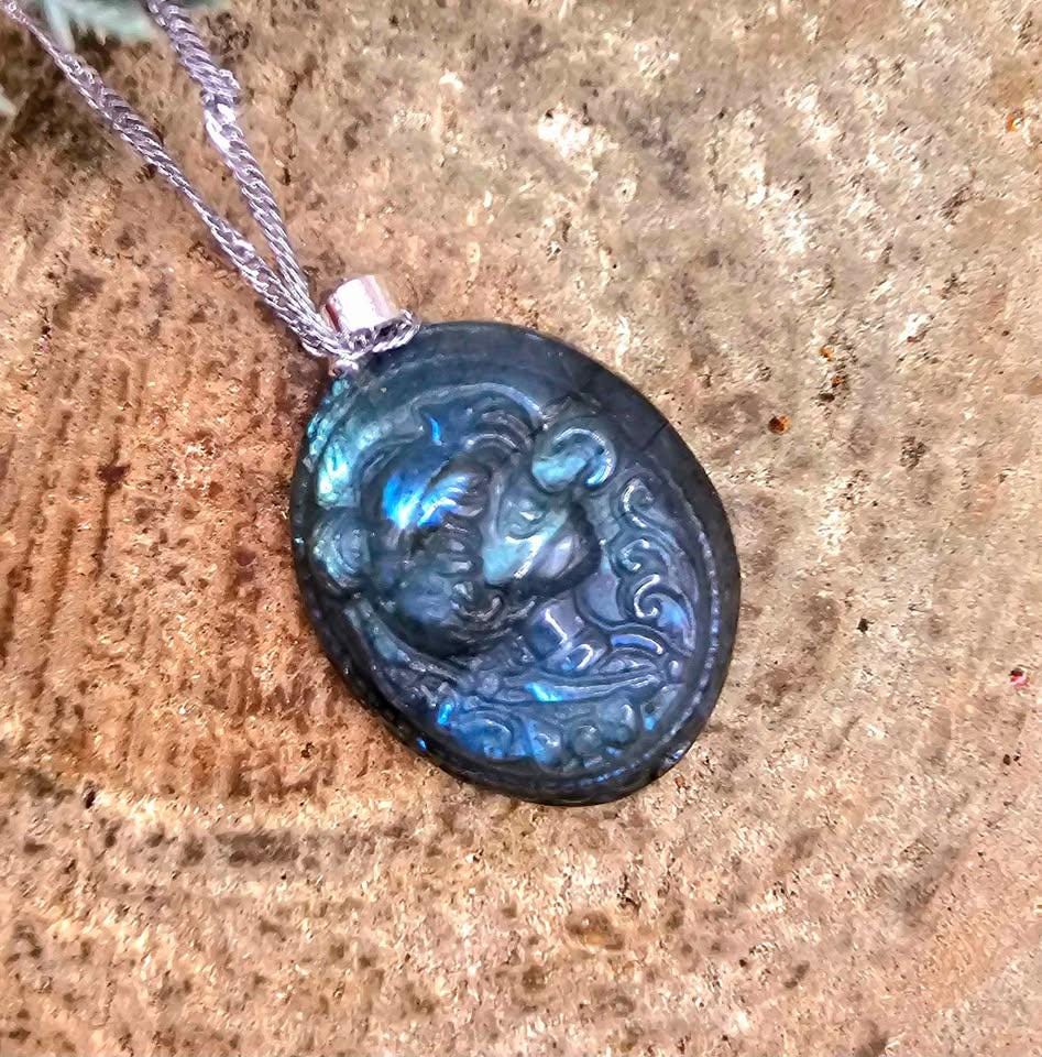 Nature Labradorite Carved Flashy Sailor Moon Profile Pendant Necklace