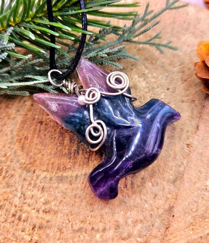Beautiful Nature Fluorite Hand Carved Flying Dove Pendant Necklace