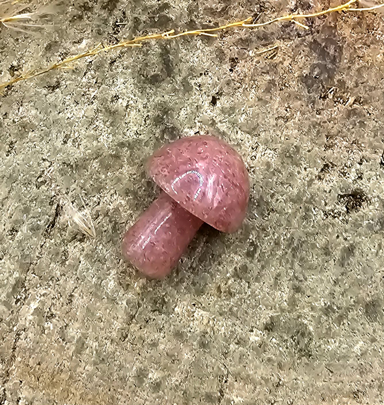 Crystal stone mushroom crystal decor figures size reference — My Aura Gemstones