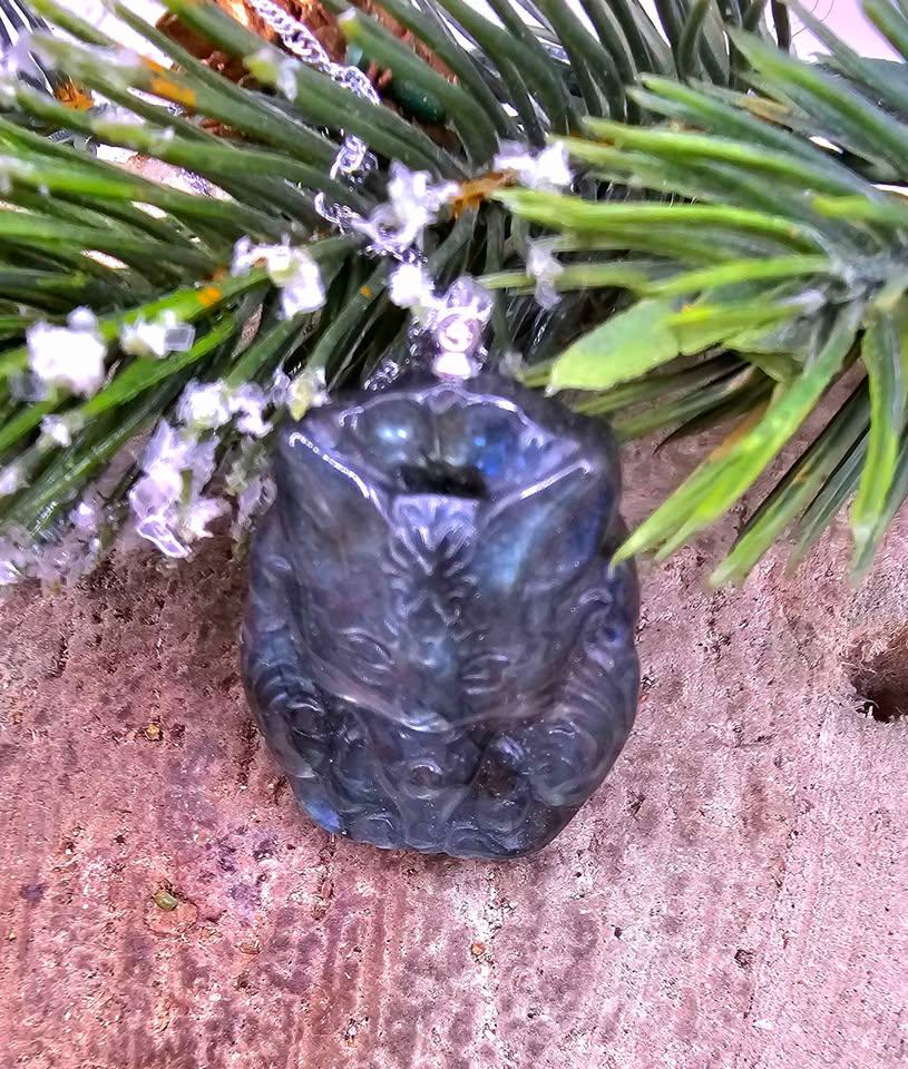 Nature Labradorite Carved Flashy Nine Tail Fox Pendant Necklace