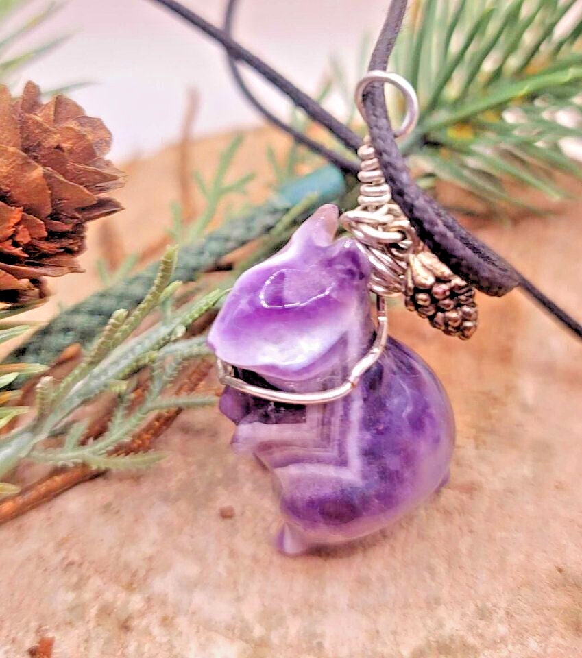 Adorable Nature Dream Amethyst Hand Carved Rabbit With Acorn Pendant Necklace
