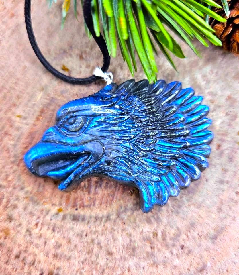 Nature Labradorite Eagle Head Pendant Necklace