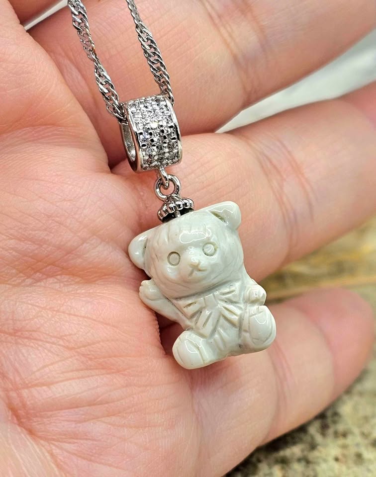 Nature Alashan Agate Hand Carved Bear Pendant Necklace