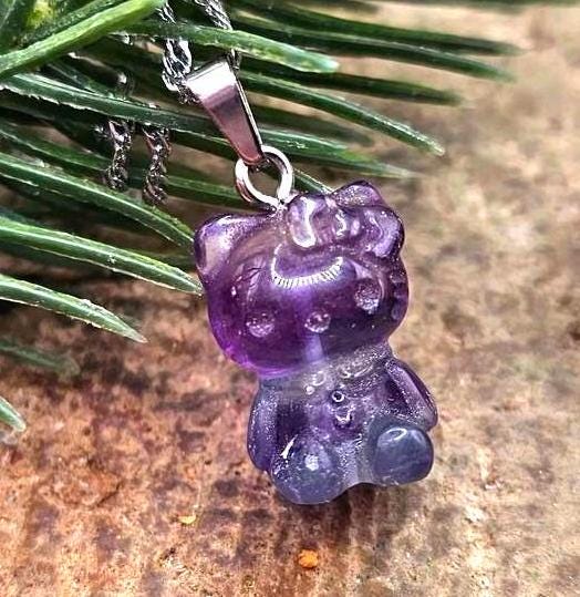 Nature Fluorite Carved Sitting Kitty Wire Heart Pendant Necklace