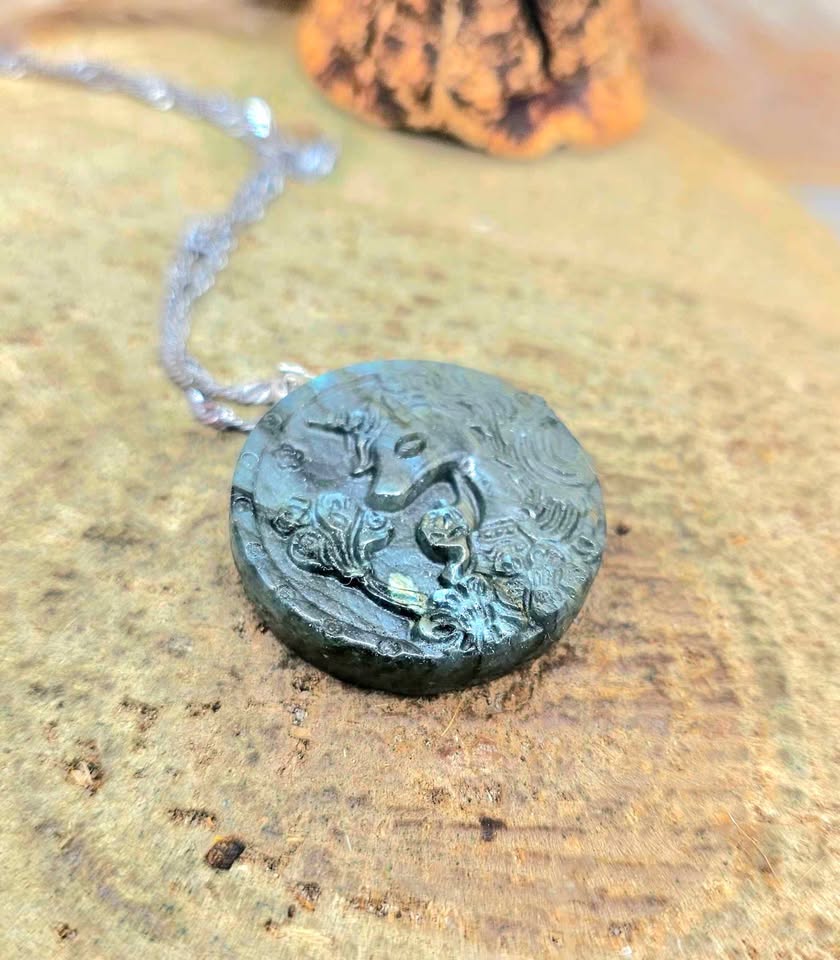 Nature Labradorite Unicorn And Flowers Pendant Necklace