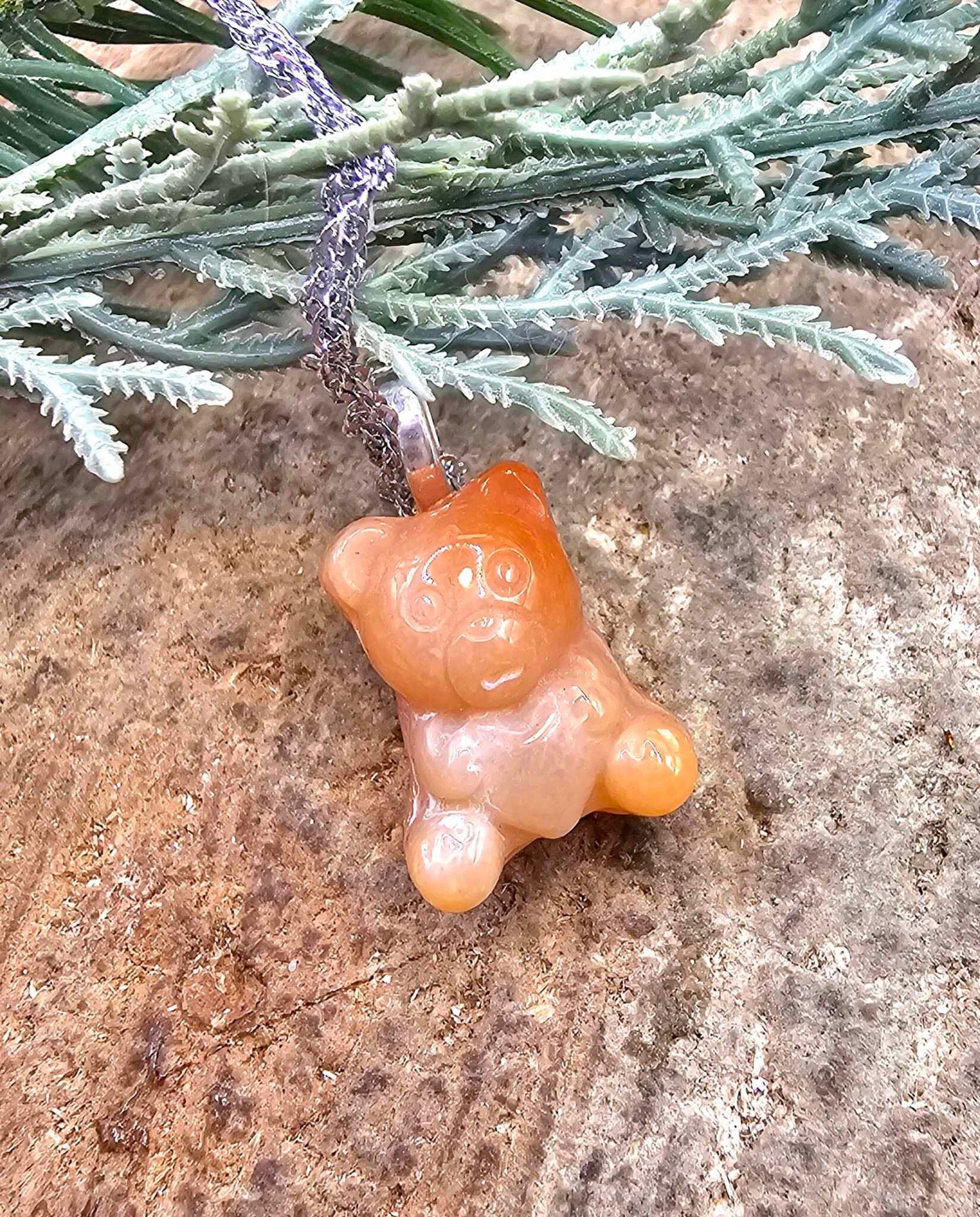 Nature Agate Hand Carved Cute Bear Pendant Necklace