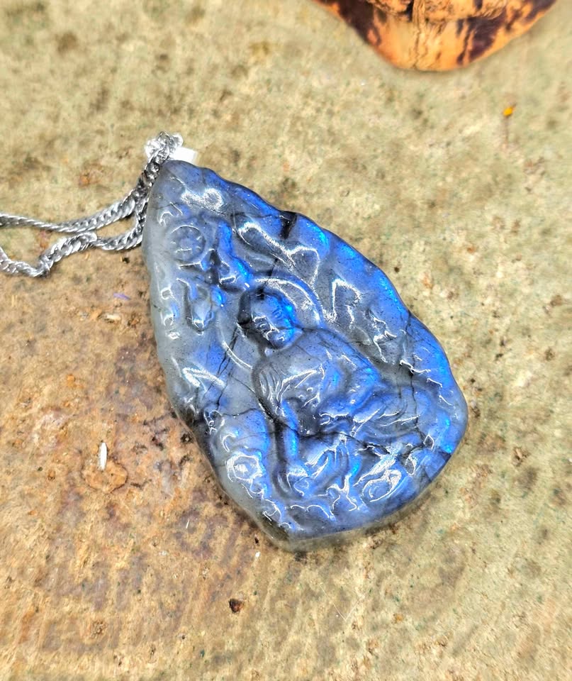 Nature Labradorite Tibetan Buddhism Pendant Necklace