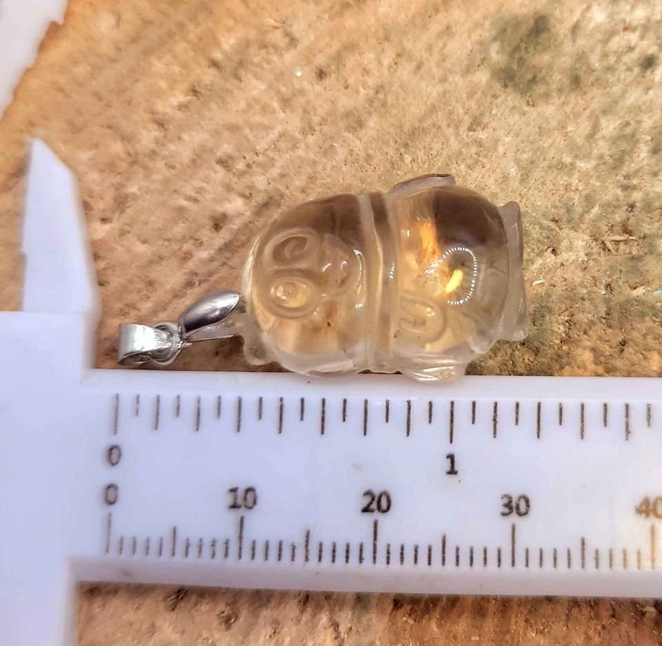 Nature Clear Crystal Hand Carved Penguin Pendant Necklace
