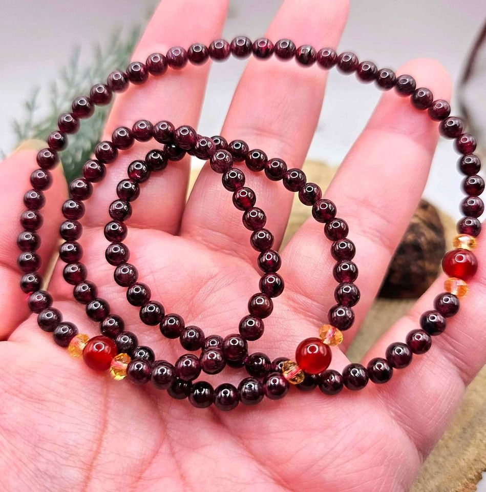 Nature Red Garnet & Agate Round Beads 18" Necklace