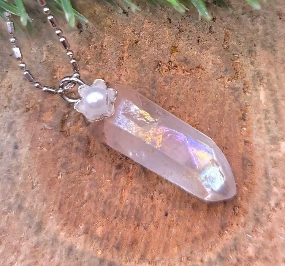 Beautiful Rainbow Aura Nature Crystal Point With Flower Pendant Necklace