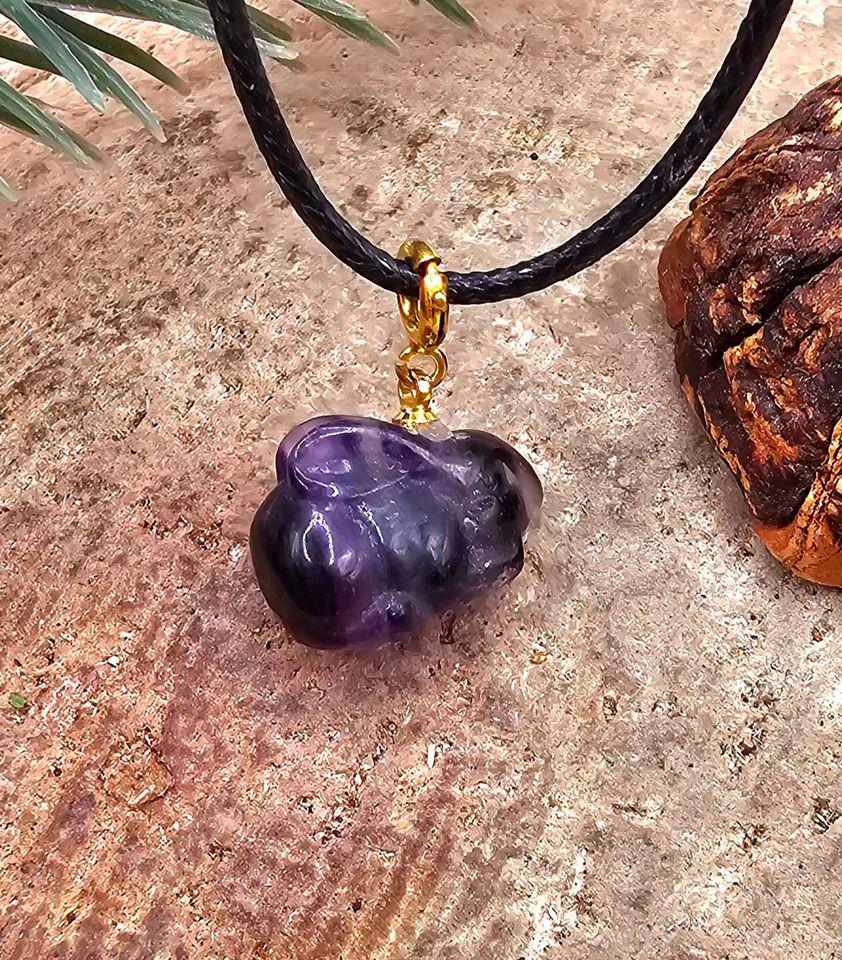 Nature Purple Fluorite Carved Cute Rabbit Pendant Necklace