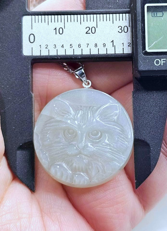 Cat lover crystal pendant necklace, full view — My Aura Gemstones