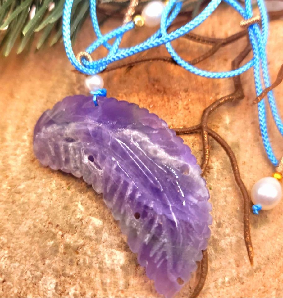 Beautiful Nature Fluorite Carved Purple leaf 2.2" Pendant Necklace