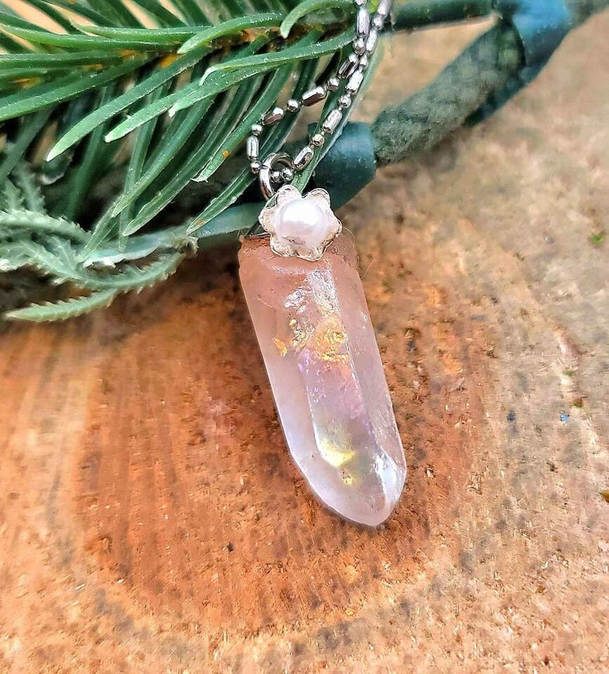 Beautiful Rainbow Aura Nature Crystal Point With Flower Pendant Necklace