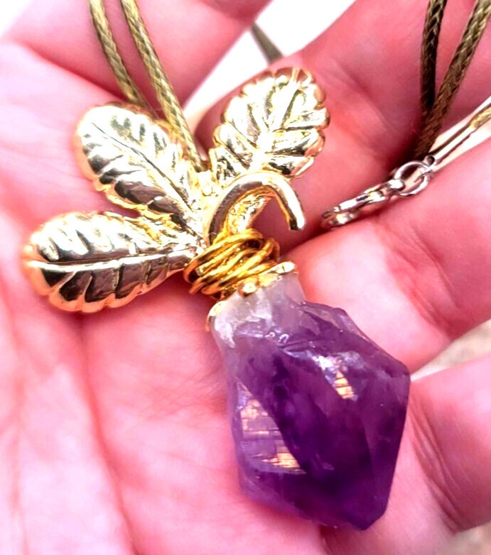 Unique Nature Amethyst Crystal Point Gold Metal Leaf & Stem Big Carrot Necklace