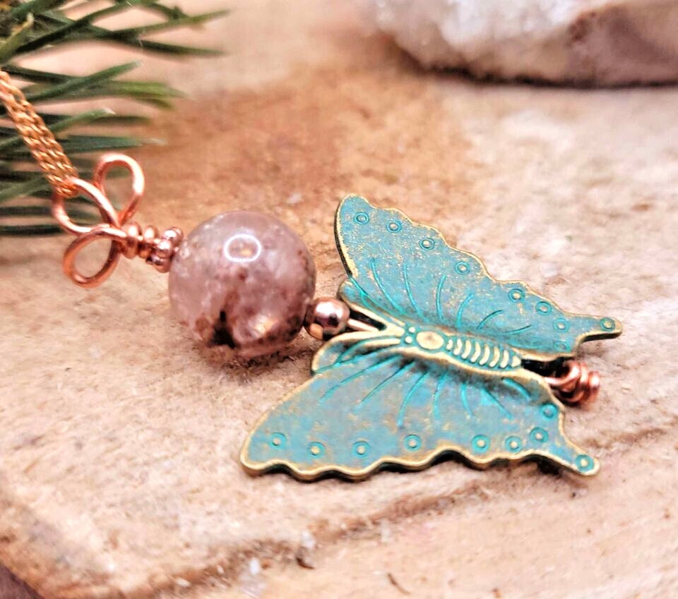 Unique Nature Plum Blossom Rutilated Bead With Bass Butterfly Pendant Necklace