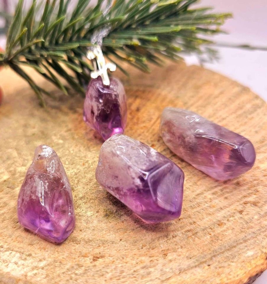 Nature Lavender Amethyst Polished Point Pendant Necklace