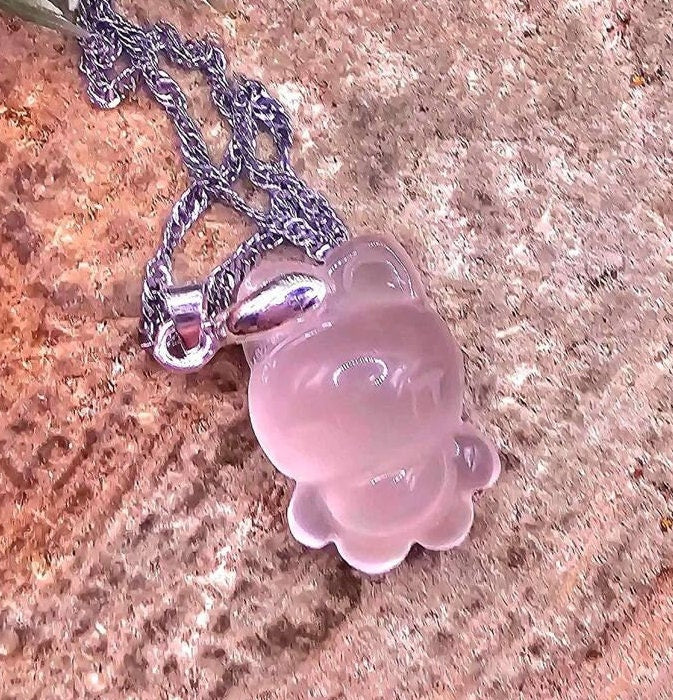 Adorable Nature Rose Quartz Hand Carved Rabbit Pendant Necklace