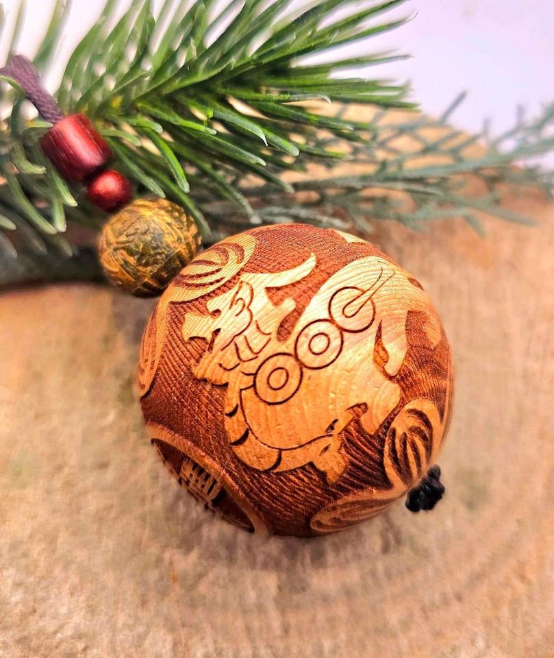 Nature Wood Hand Craved 1.8" Jumbo Size Pi Xiu Lotus Flower Bead Pendant Necklace