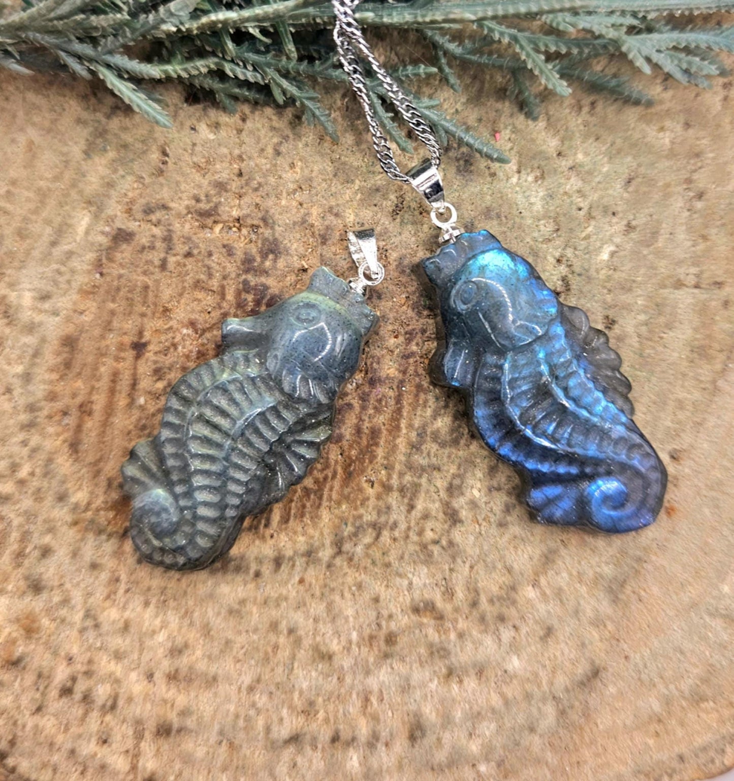 Nature Labradorite Carved Flashy Sea Horse Pendant Necklace