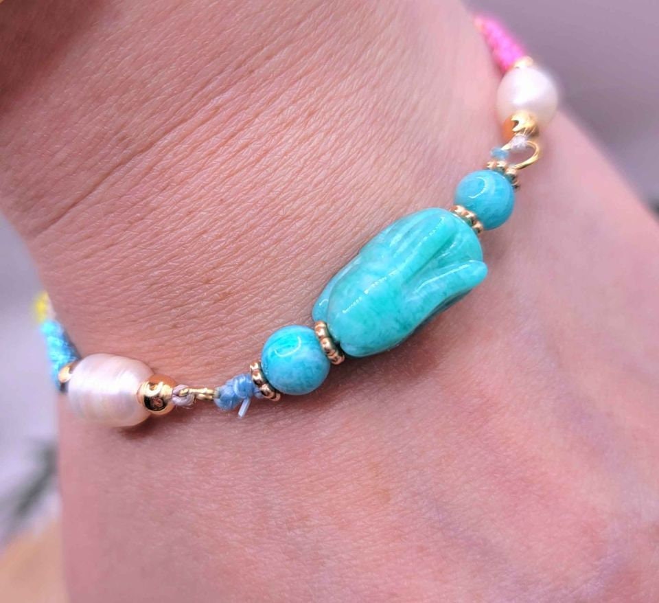 Nature Amazonite Hand Carved Rabbit Pearl Accent Hand Knitted Adjustable Bracelet