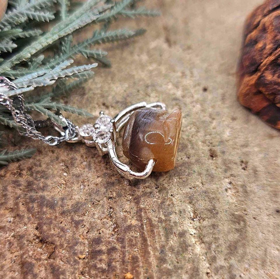 Nature Black Sunstone Hand Carved Flashy Rabbit Pendant Necklace